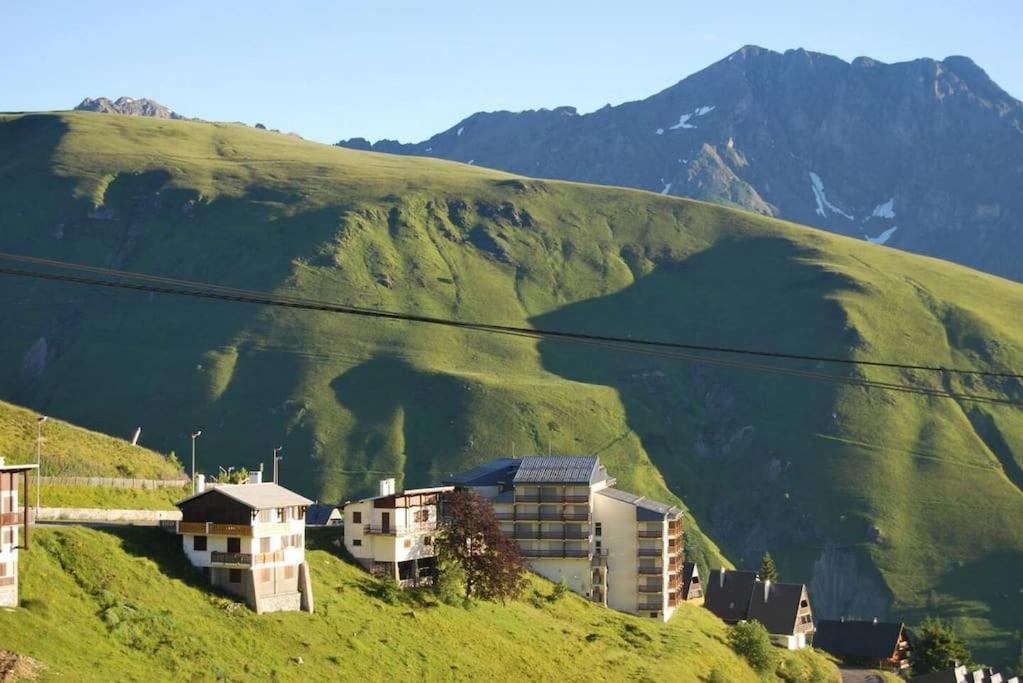 Vue Panoramique Sur Les Pyrenees Saint-Lary-Soulan Exterior foto